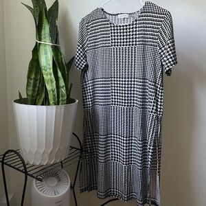 Calvin Klein Houndstooth Blouse: Medium
